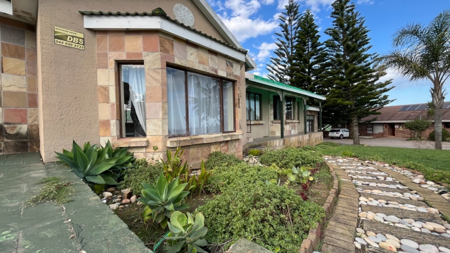 3 Bedroom Property for Sale in Dana Bay Western Cape